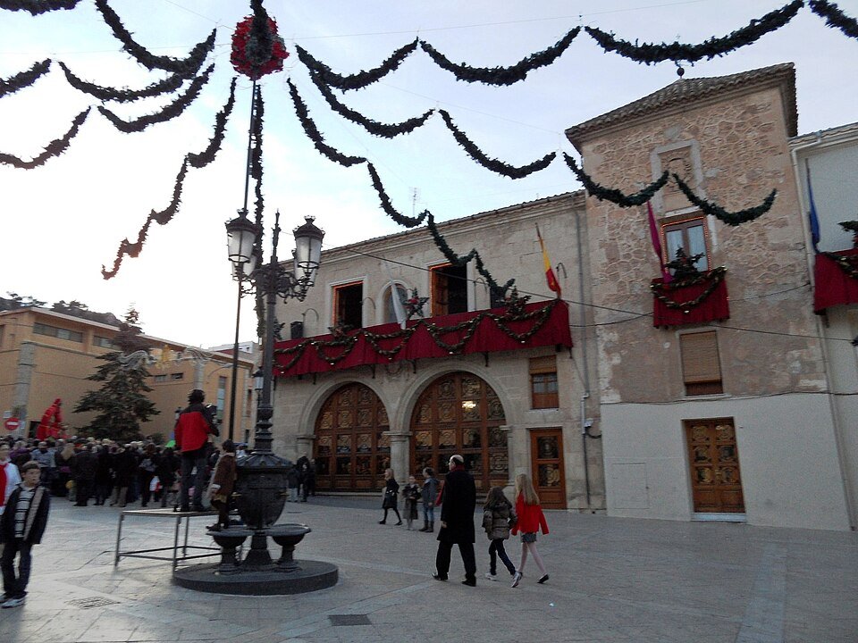 Ayuntamiento de Yecla (Murcia), antiguo concejo y su torre