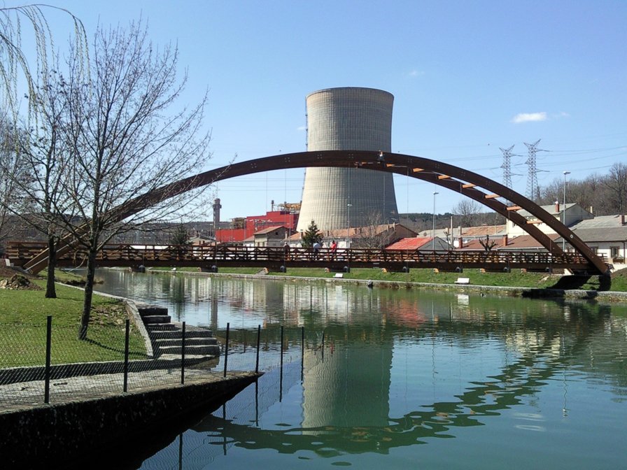 Nueva pasarela en Velilla del Río Carrión, día de Fuentes Carrionas y la Montaña Palentina