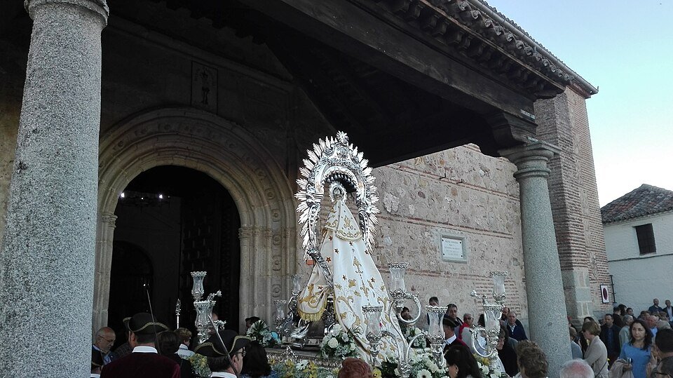 Romería en honor de Nuestra Señora de la Natividad de Méntrida