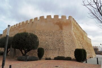 Castillo de Caudete, Albacete, donde se celebran Moros y Cristianos