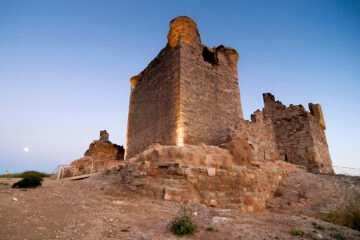 Castillo de Quel, La Rioja, localidad de la Fiesta del Pan y Queso