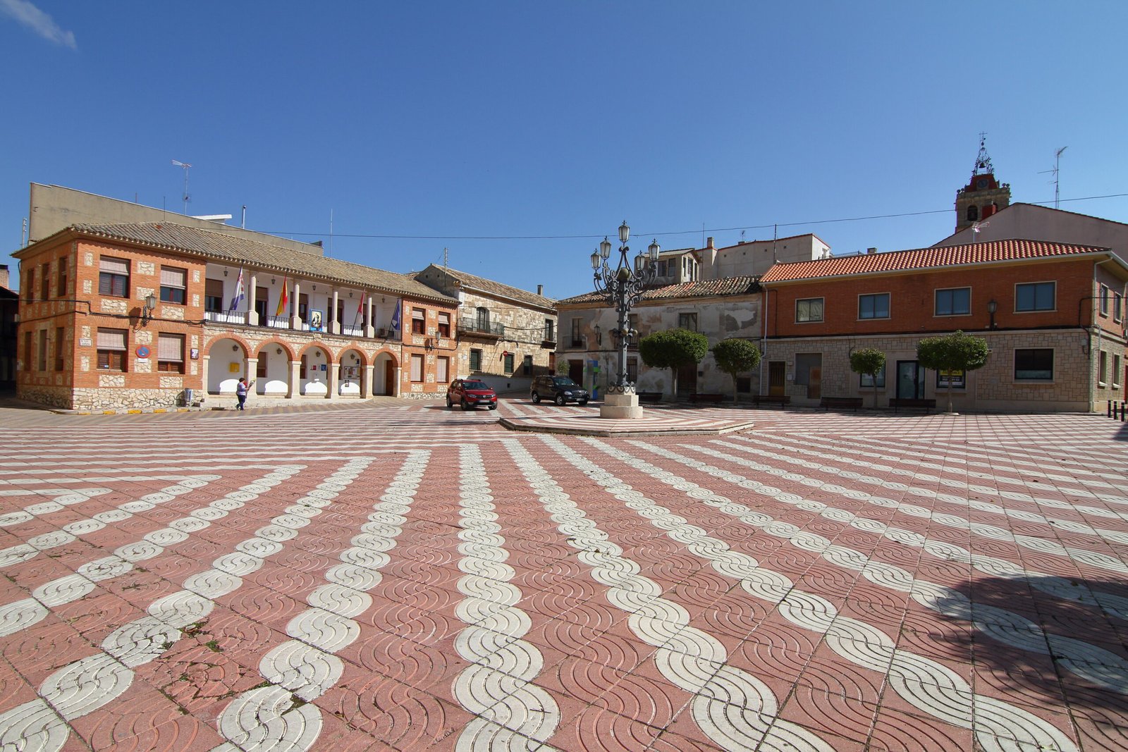Festividad de El Vítor de Horcajo de Santiago 1 Plaza de España de Horcajo de Santiago, espacio público del municipio donde se celebra El Vítor