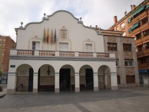 Fachada del Ayuntamiento de Cerdanyola del Vallès