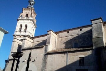Fachada de la iglesia de Santa María de Ontinyent
