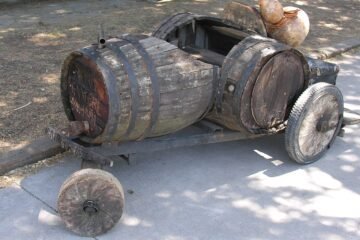 Gran Premio de Carrilanas de Esteiro en Muros 26 Vehículo artesanal de madera participante en las Carrilanas de Esteiro, Muros