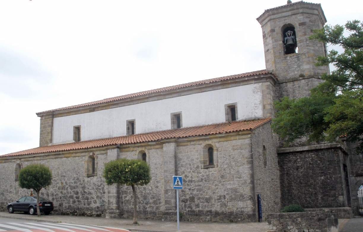 Iglesia de San Juan Bautista en Maliaño, municipio de Camargo