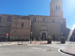 Iglesia de los Santos Juanes de Nava del Rey, Valladolid