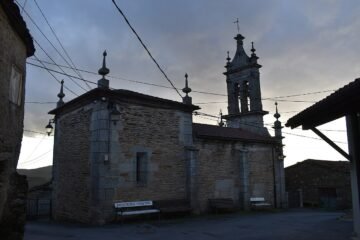 Fiesta de la Castaña y la Seta en Riós 8 Iglesia de Santa María de Fumaces, parroquia del municipio de Riós en Ourense