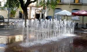 Fuente y espacio urbano de Sant Boi de Llobregat, Barcelona