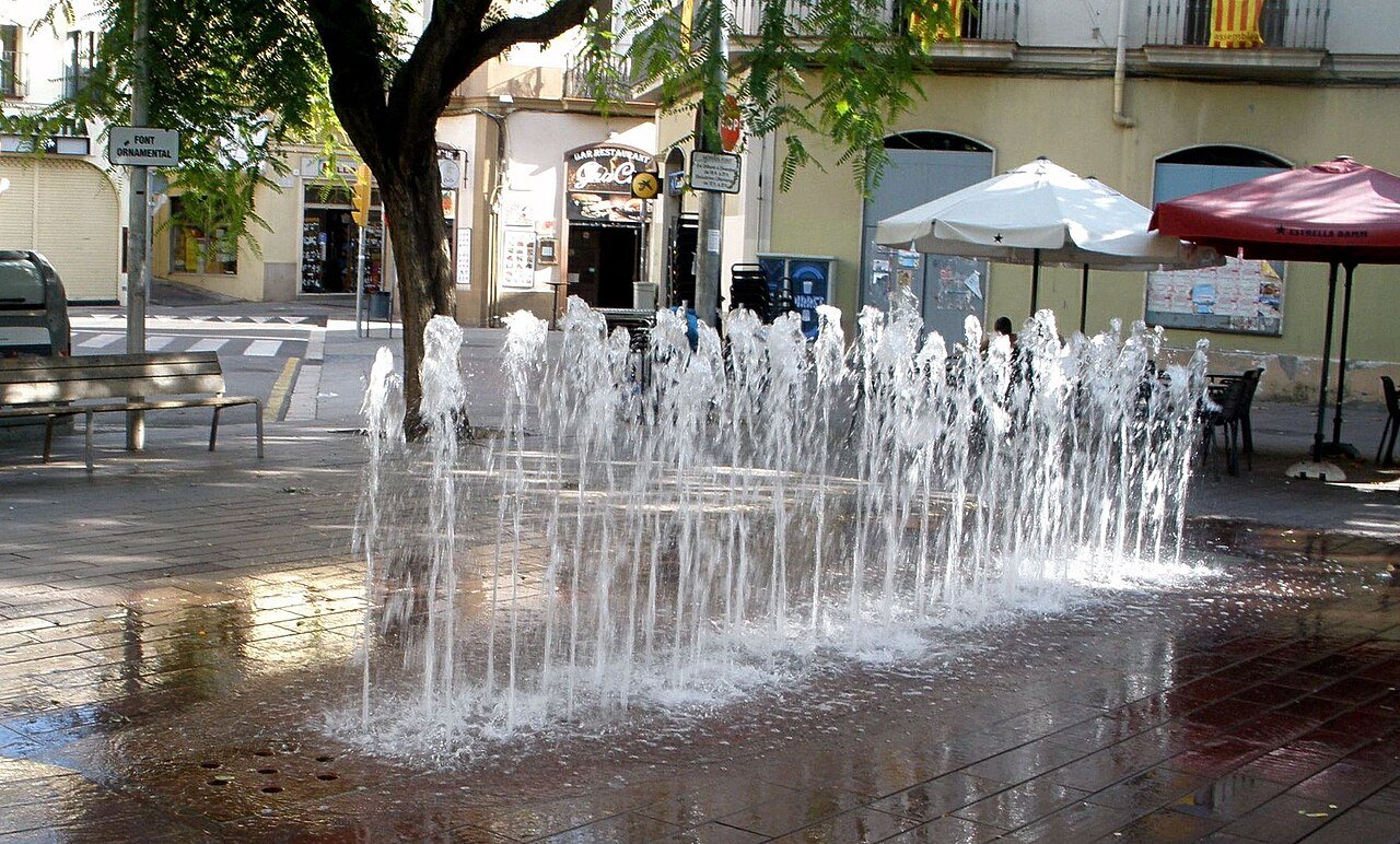 Fuente y espacio urbano de Sant Boi de Llobregat, Barcelona
